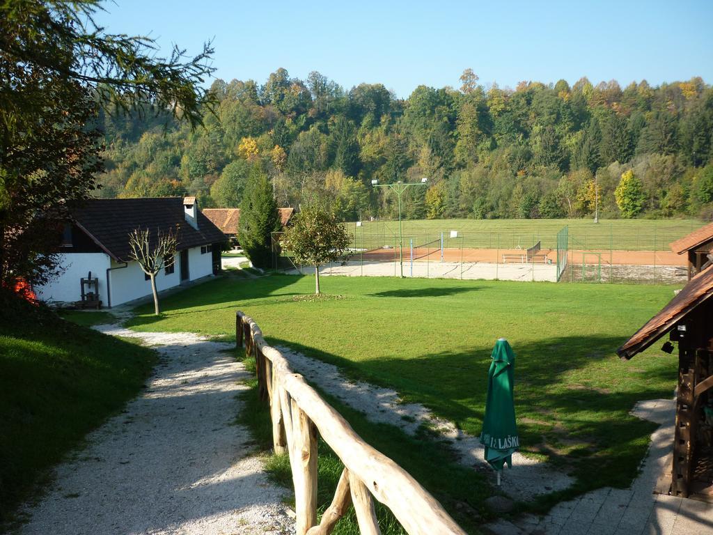 Hotel Gostisce Smuk Križe Exterior foto